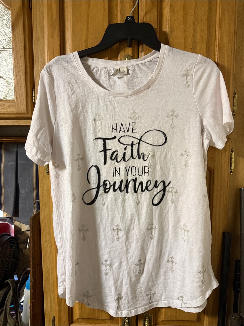 Cato White Short-Sleeve Graphic Tee with Black Script